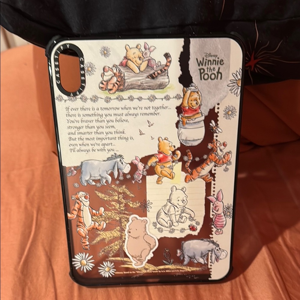 Disney Winnie the Pooh Illustrated iPad Mini Cover - Brown and Cream